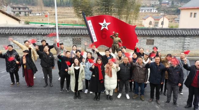 晚上9点！广东男篮最新消息，杜锋揪出4大水货，徐杰或进国家队